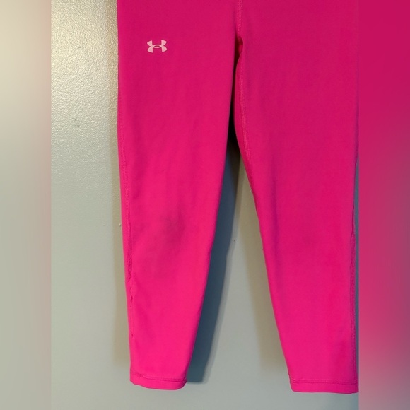 Under Armour Vibrant Pink Athletic set size:M - Picture 7 of 8